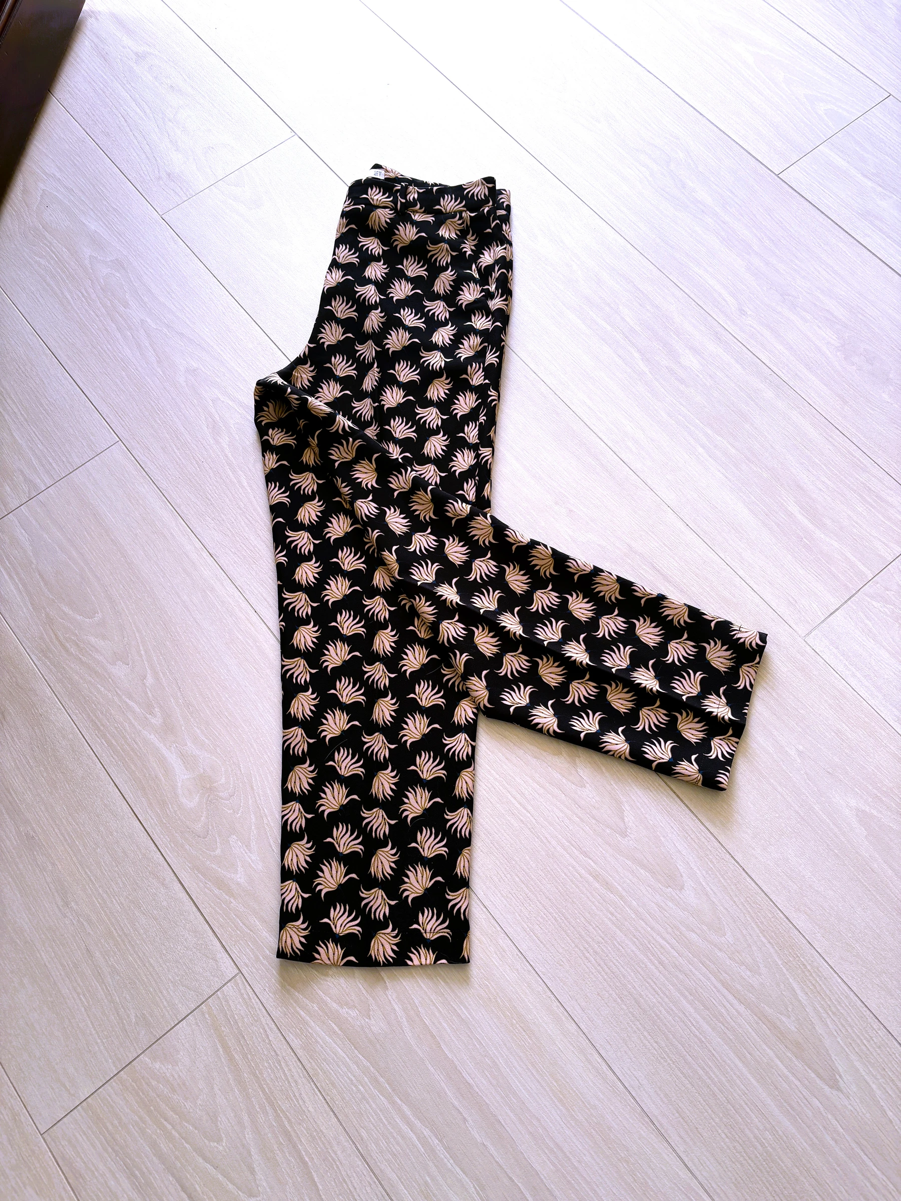 Mango Summer Trousers with Print – Size 40 – Side Pockets – Zipper & Hook Closure – Belt Loop – photo 5